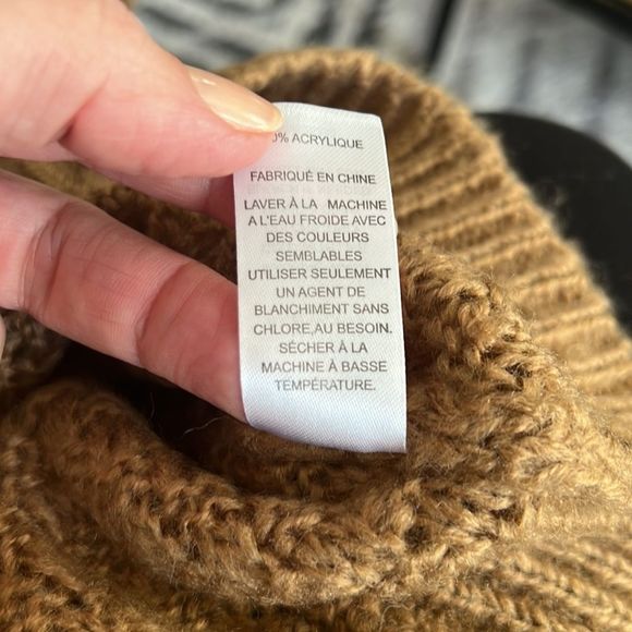 Cali Be womens sweater - Picture 6 of 6